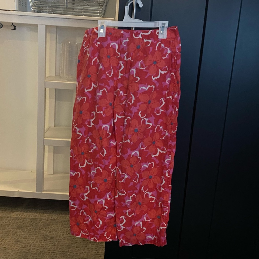 Wide leg floral capris